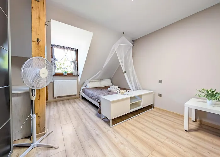 Swing & Serenity By Bookinghost Apartment