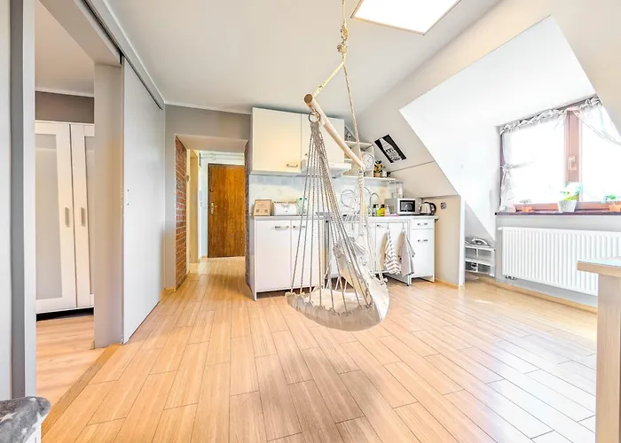 Apartment Swing & Serenity By Bookinghost *