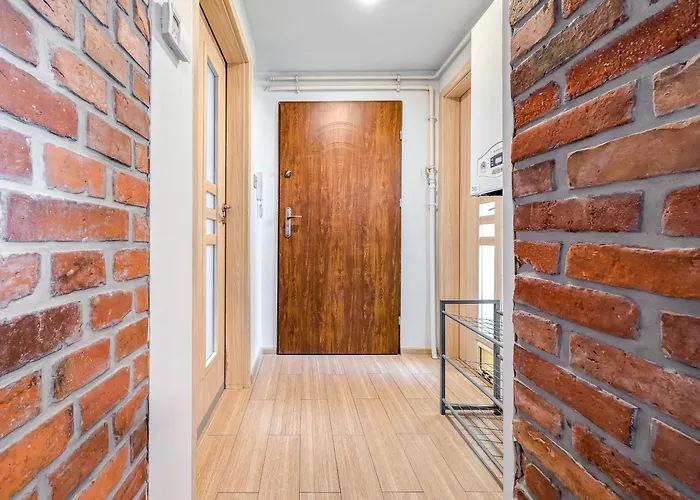 Swing & Serenity By Bookinghost